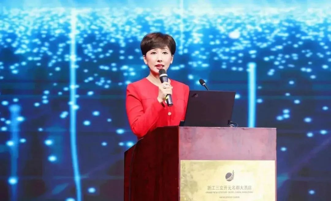 中國演藝設備技術(shù)協(xié)會浙江辦事處總結(jié)會圓滿召開 音王執(zhí)行總裁陳眾榮獲“優(yōu)秀管理工作者”榮譽稱號